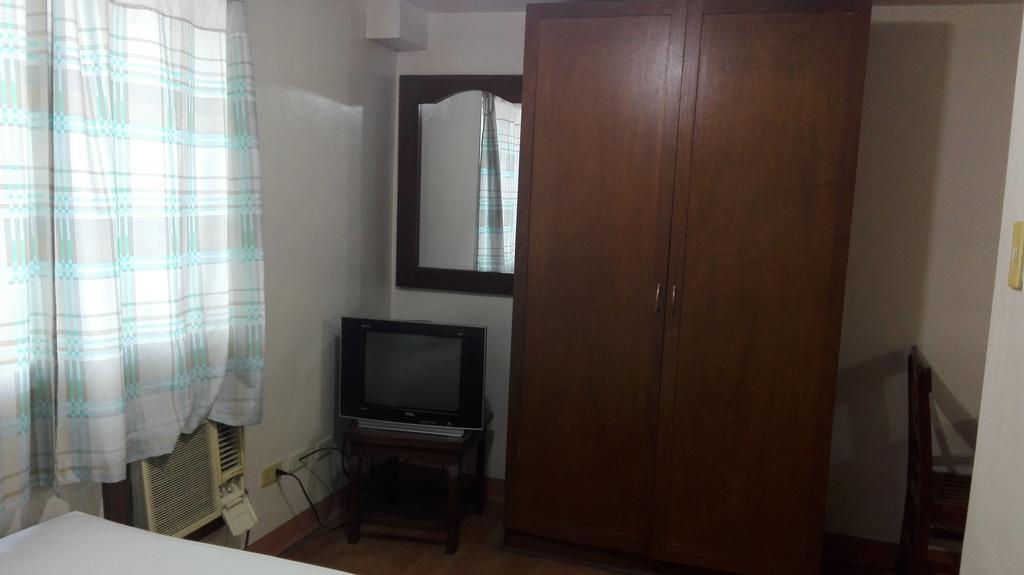 فندق Isabelle Royale Makati ماكاتي المظهر الخارجي الصورة
