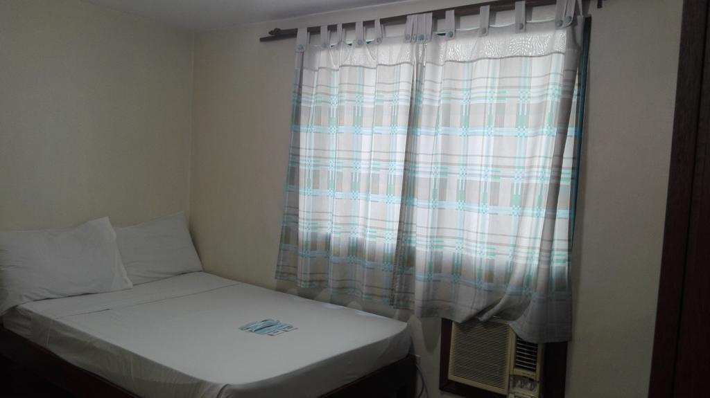 فندق Isabelle Royale Makati ماكاتي المظهر الخارجي الصورة
