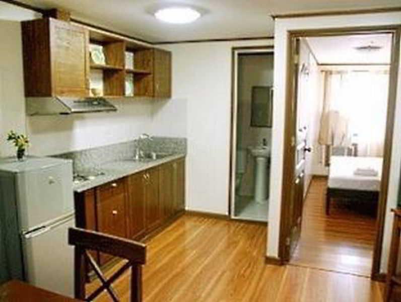 فندق Isabelle Royale Makati ماكاتي المظهر الخارجي الصورة