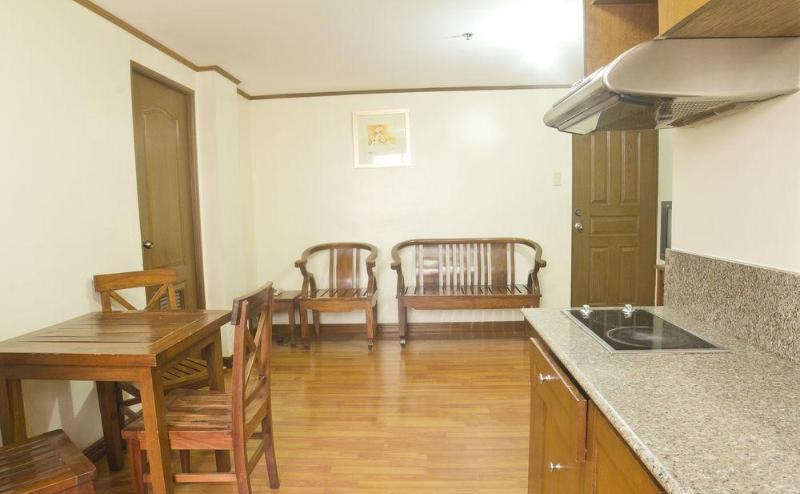 فندق Isabelle Royale Makati ماكاتي المظهر الخارجي الصورة