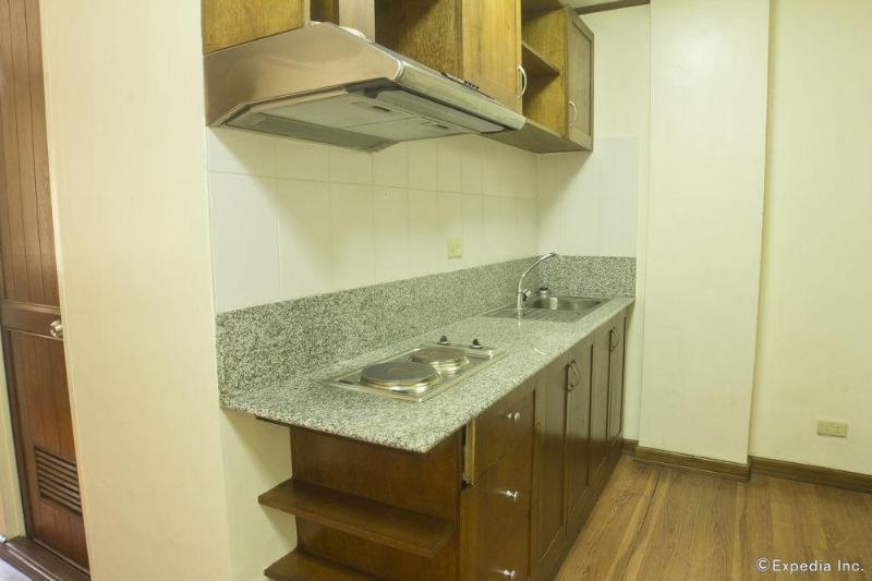 فندق Isabelle Royale Makati ماكاتي المظهر الخارجي الصورة